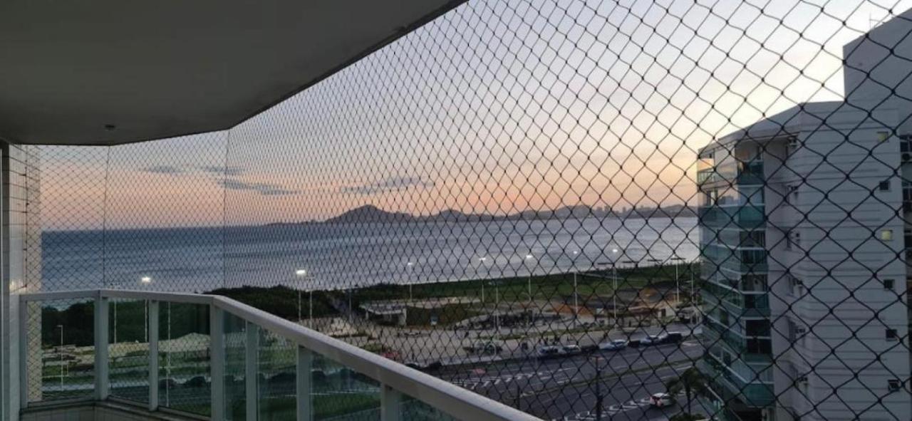 Apto Vista Mar- Jardim Camburi - Es Vitória